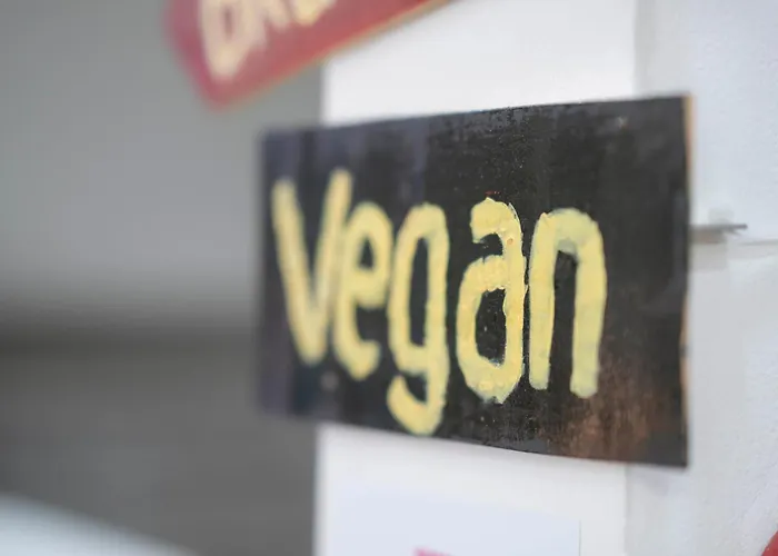 Hostel Fancy With Vegetarian And Vegan Restaurant
