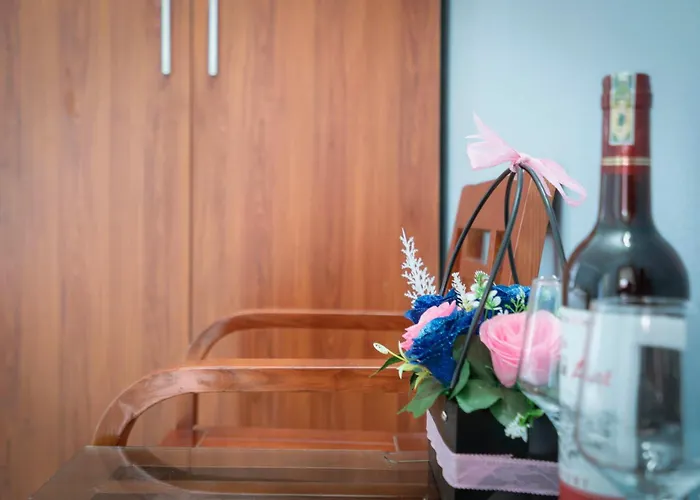 Fancy With Vegetarian And Vegan Restaurant Hostel Ha Long