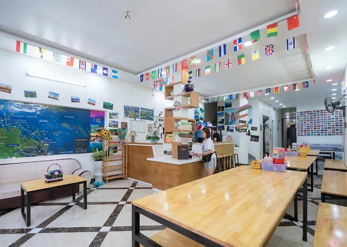 Fancy With Vegetarian And Vegan Restaurant Hostel Ha Long