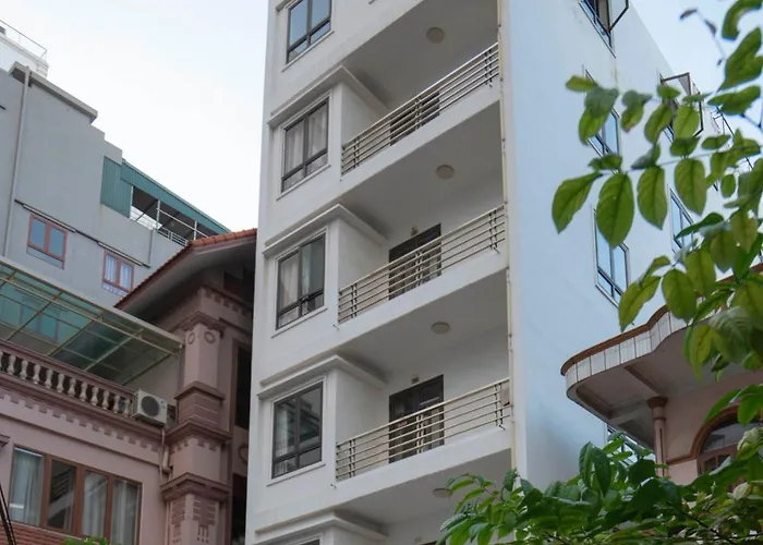 Hostel Fancy With Vegetarian And Vegan Restaurant Ha Long
