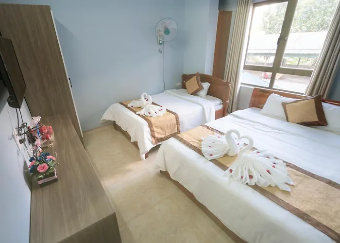 Fancy With Vegetarian And Vegan Restaurant Hostel Ha Long